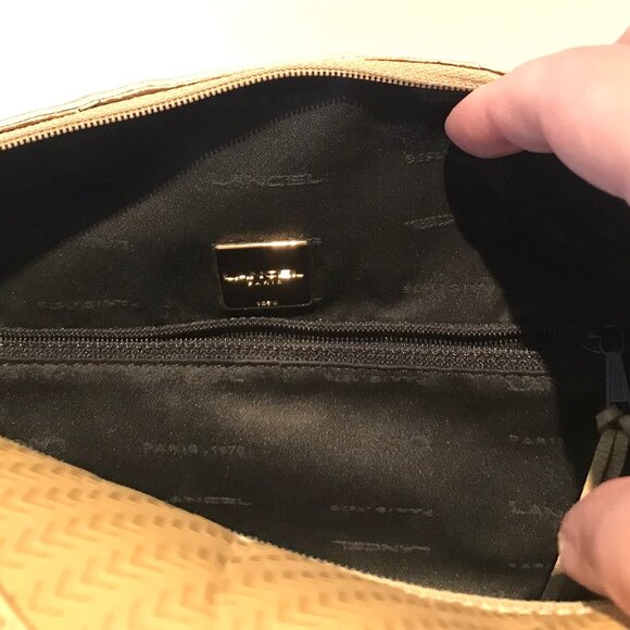 Lancel Designer Beige Tan Leather Shoulder Bag Branded Lining Dust Bag included - Picture 3 of 14